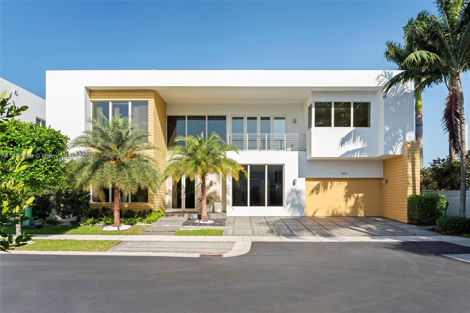 Property for Sale at 7415 Nw 102nd Ct, Doral, Miami-Dade County, Florida - Bedrooms: 5 
Bathrooms: 6  - $2,075,000