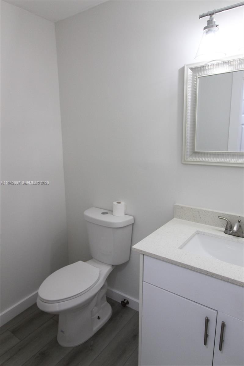 MALKY CONDO - Residential Lease