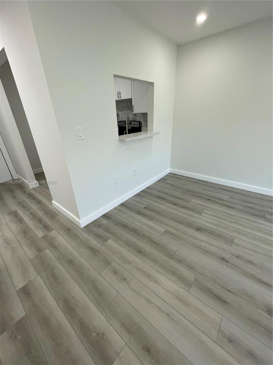 MALKY CONDO - Residential Lease