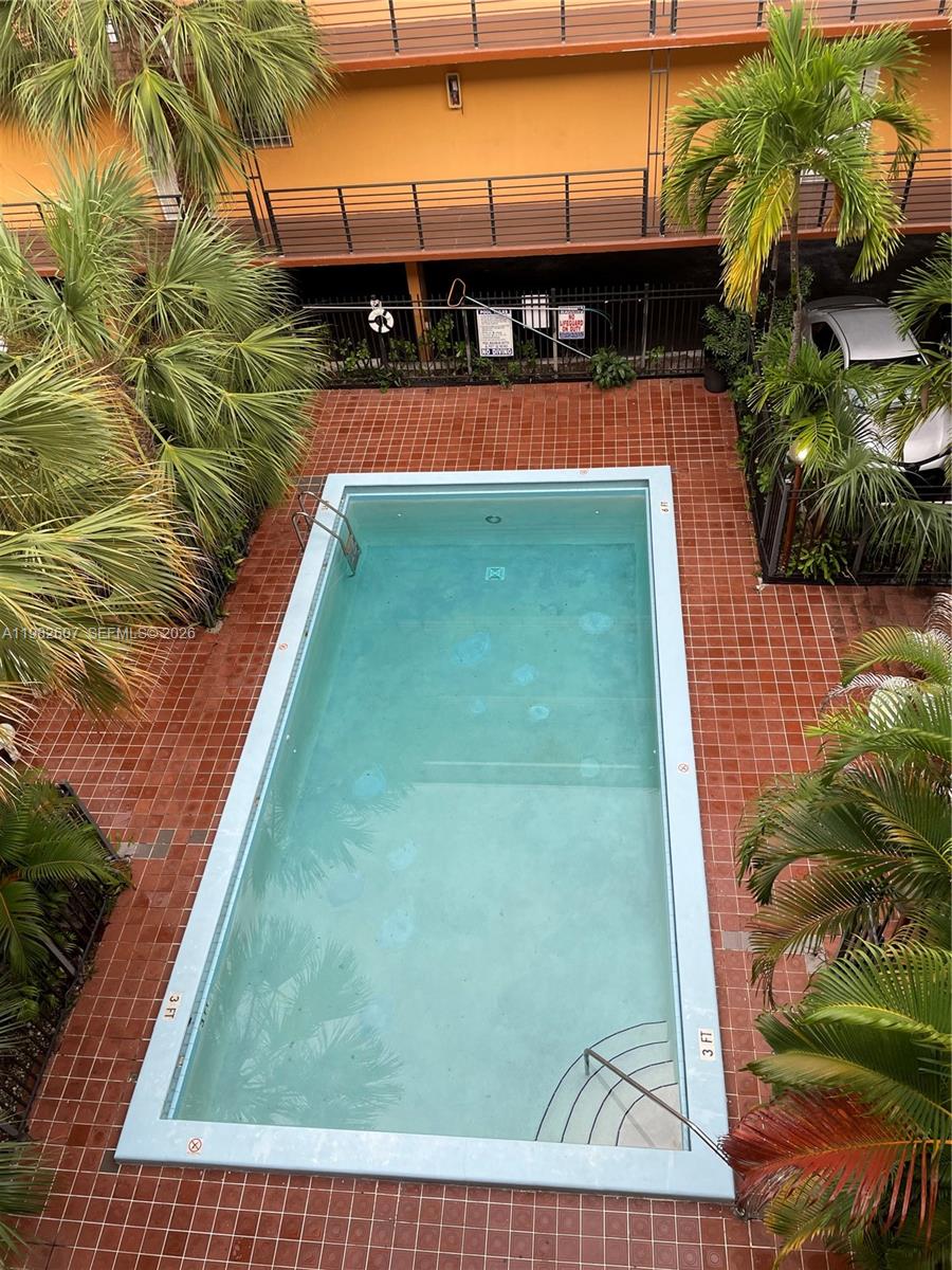 MALKY CONDO - Residential Lease