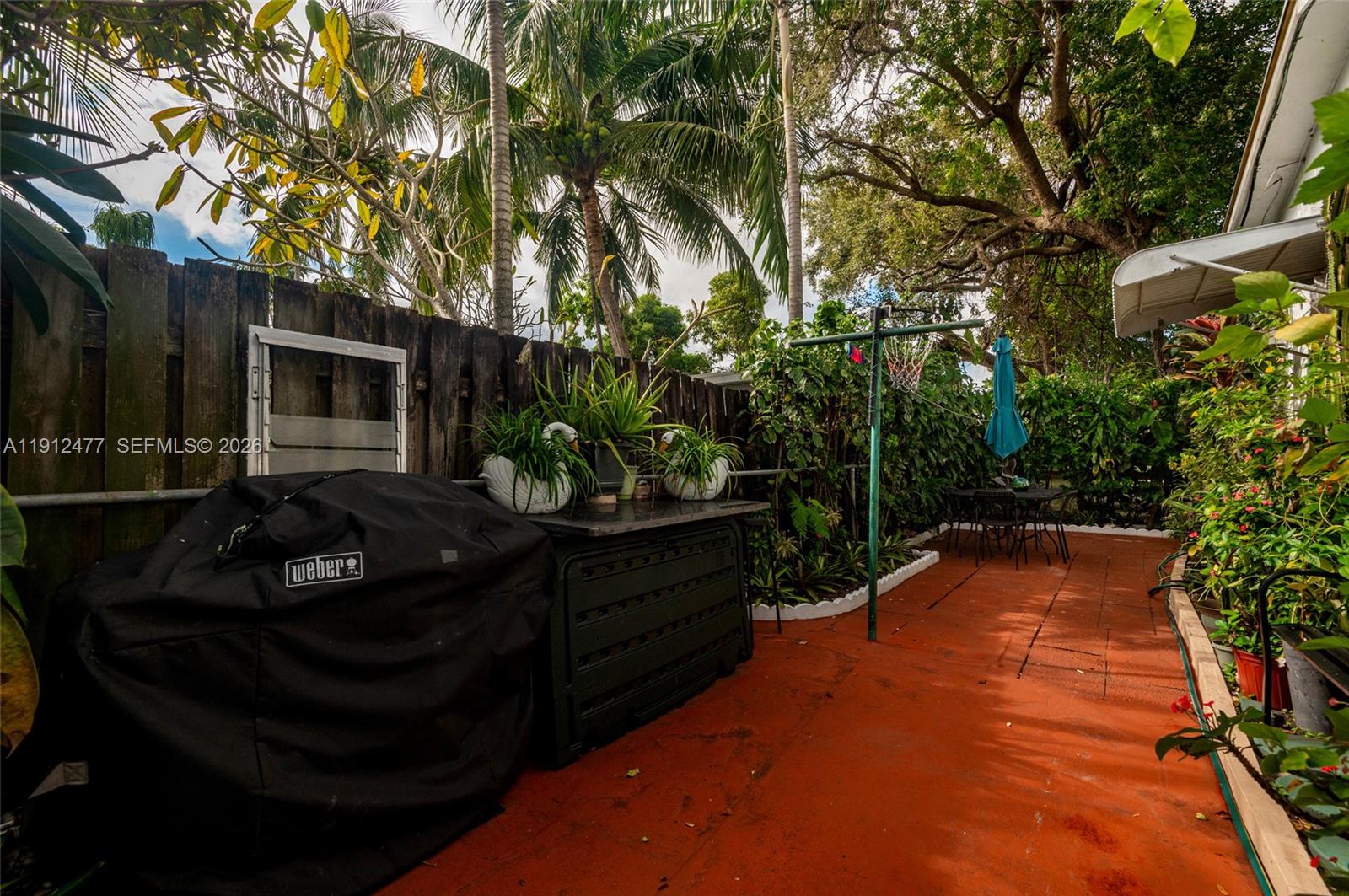 CRYSTAL COURT 3 CO-OP - Residential