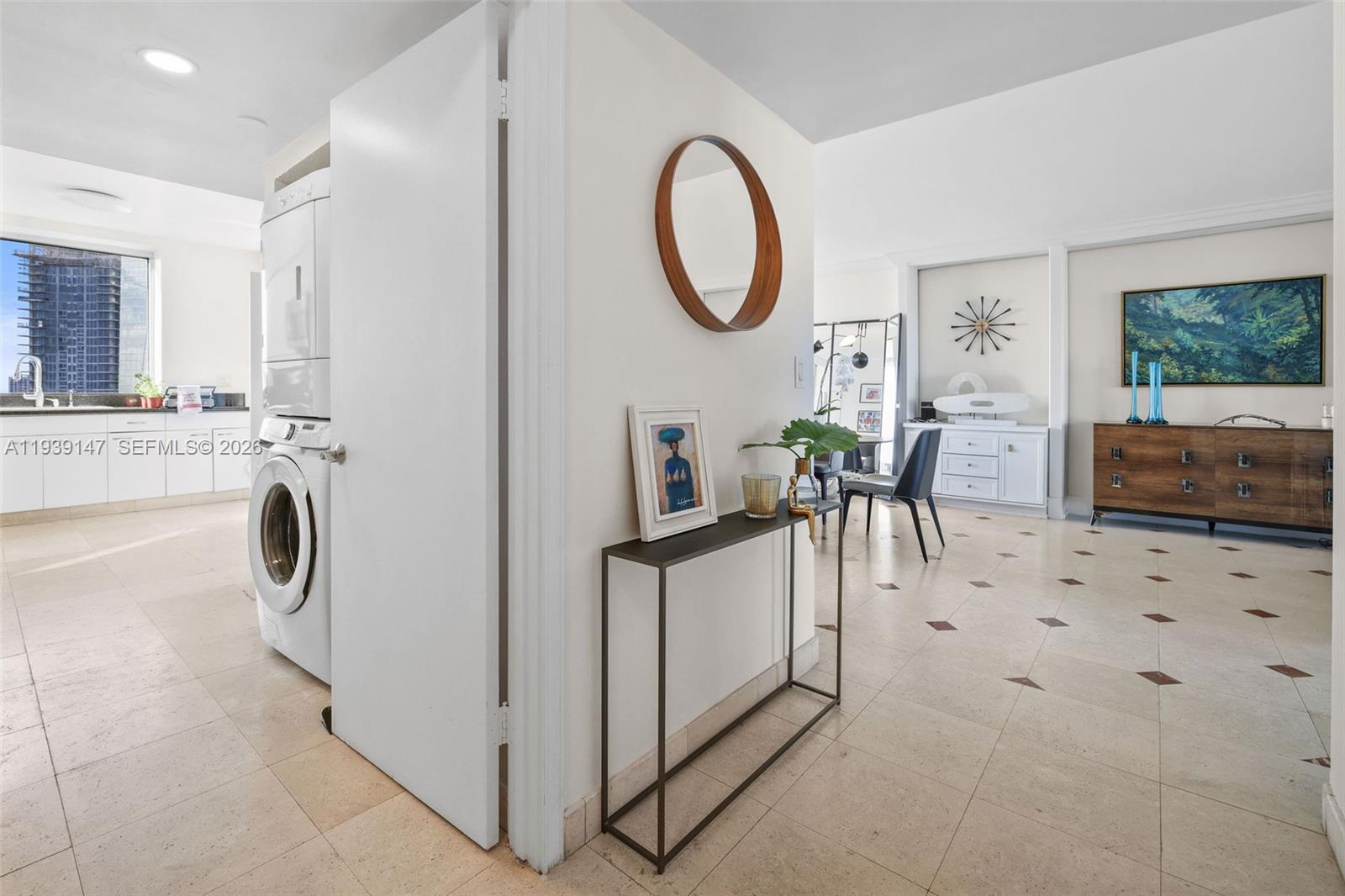 THE PALACE CONDO - Residential Lease