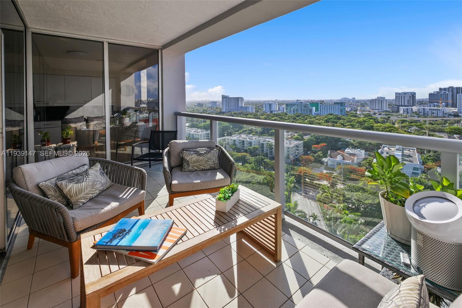 THE PALACE CONDO - Residential Lease