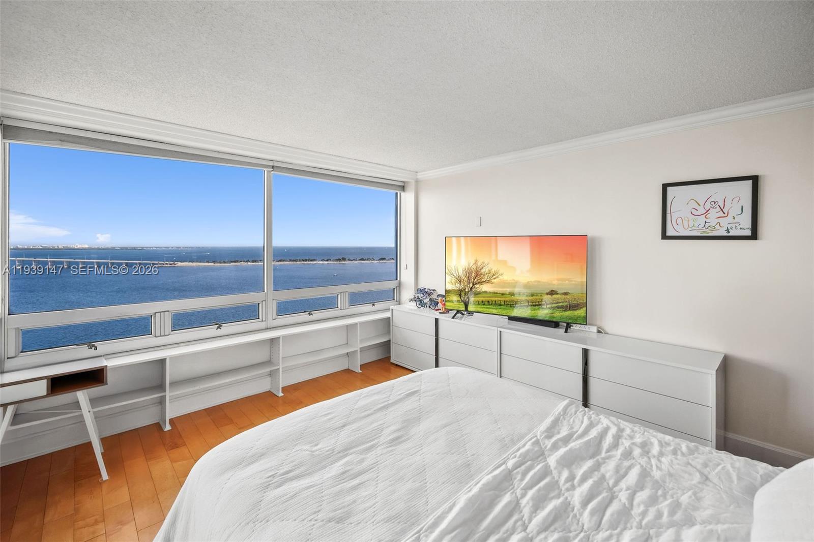 THE PALACE CONDO - Residential Lease