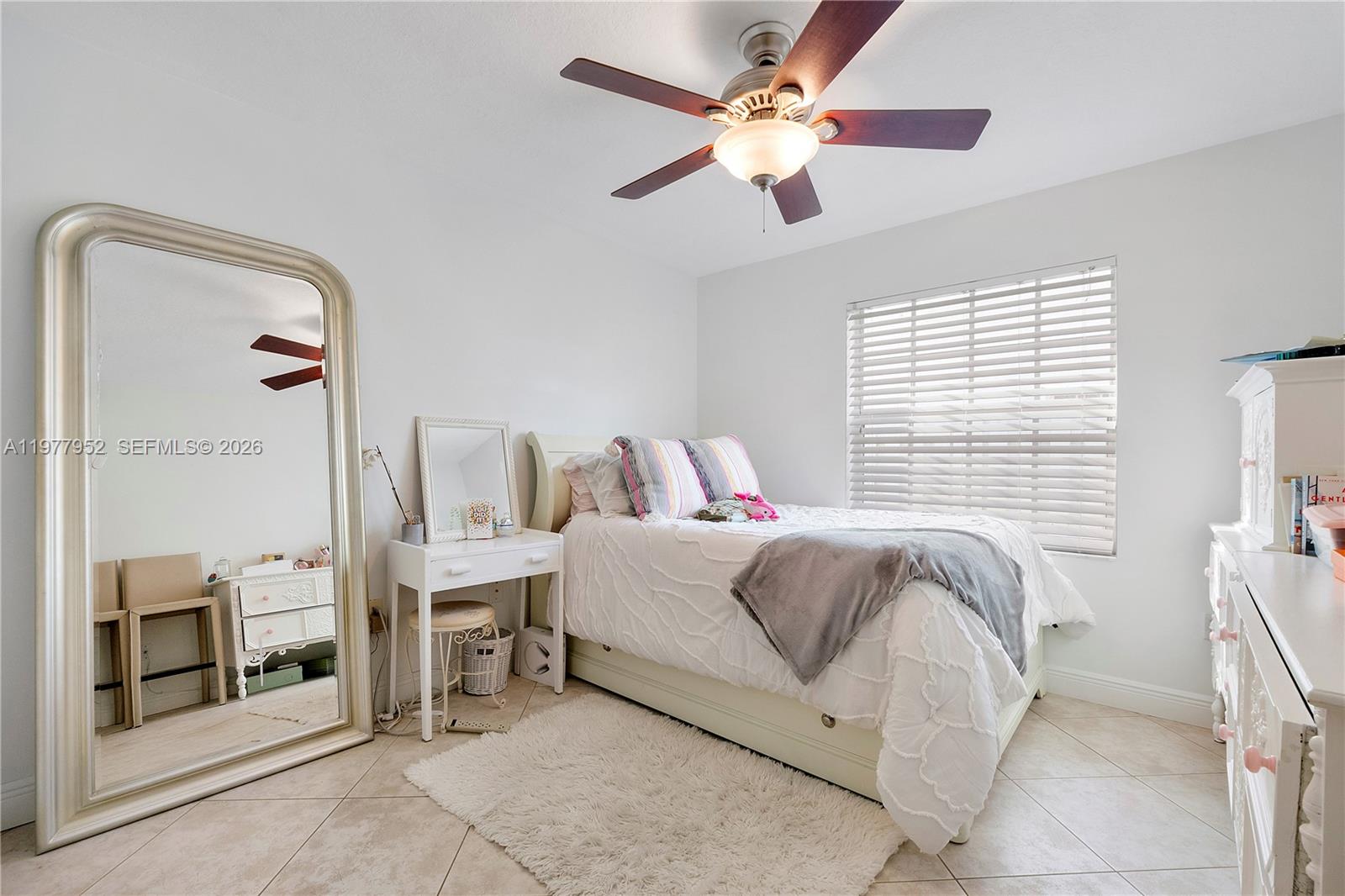 SAWGRASS PRESERVE - Residential Lease