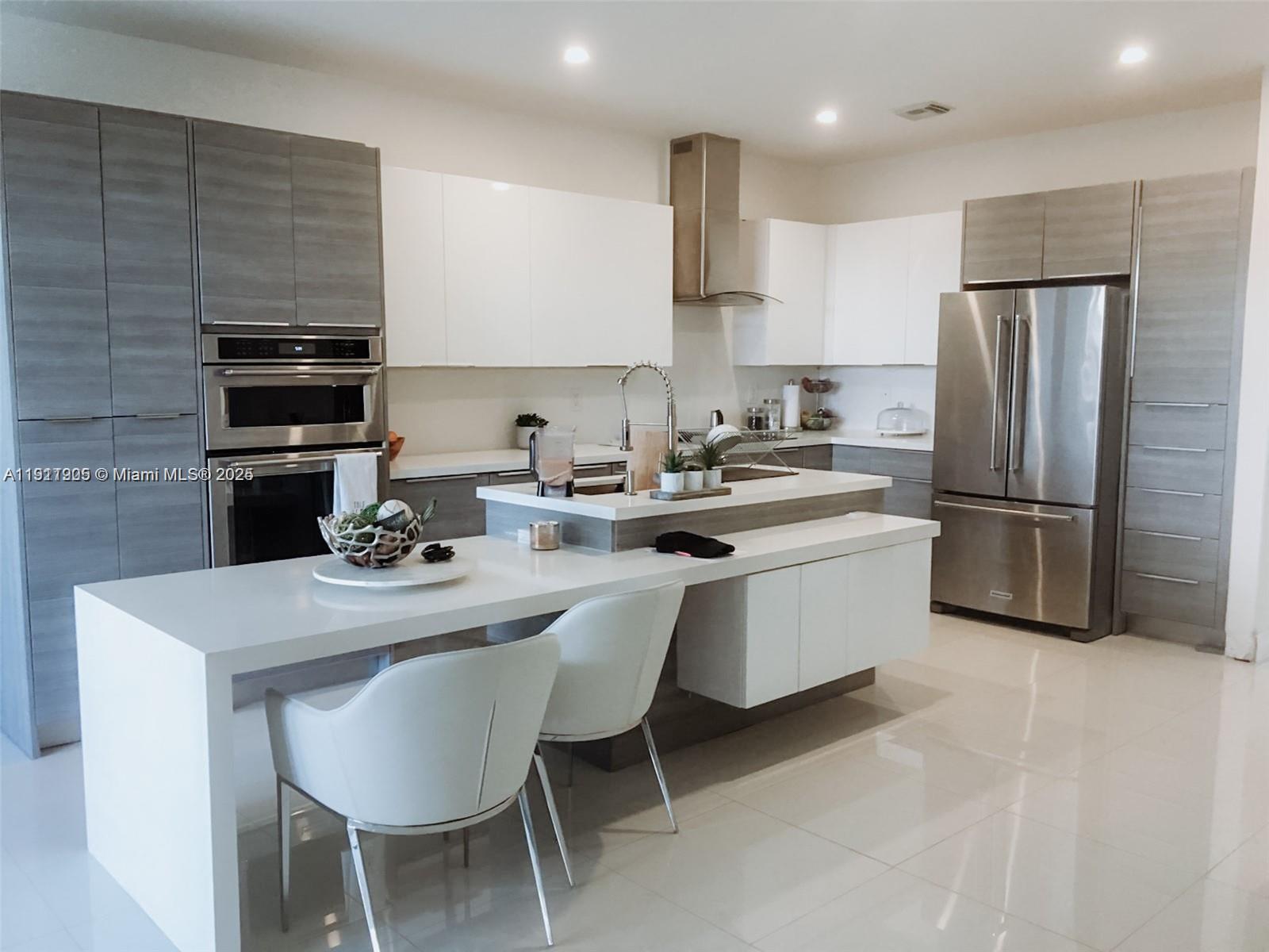 CENTURY GARDENS VILLAS - Residential Lease