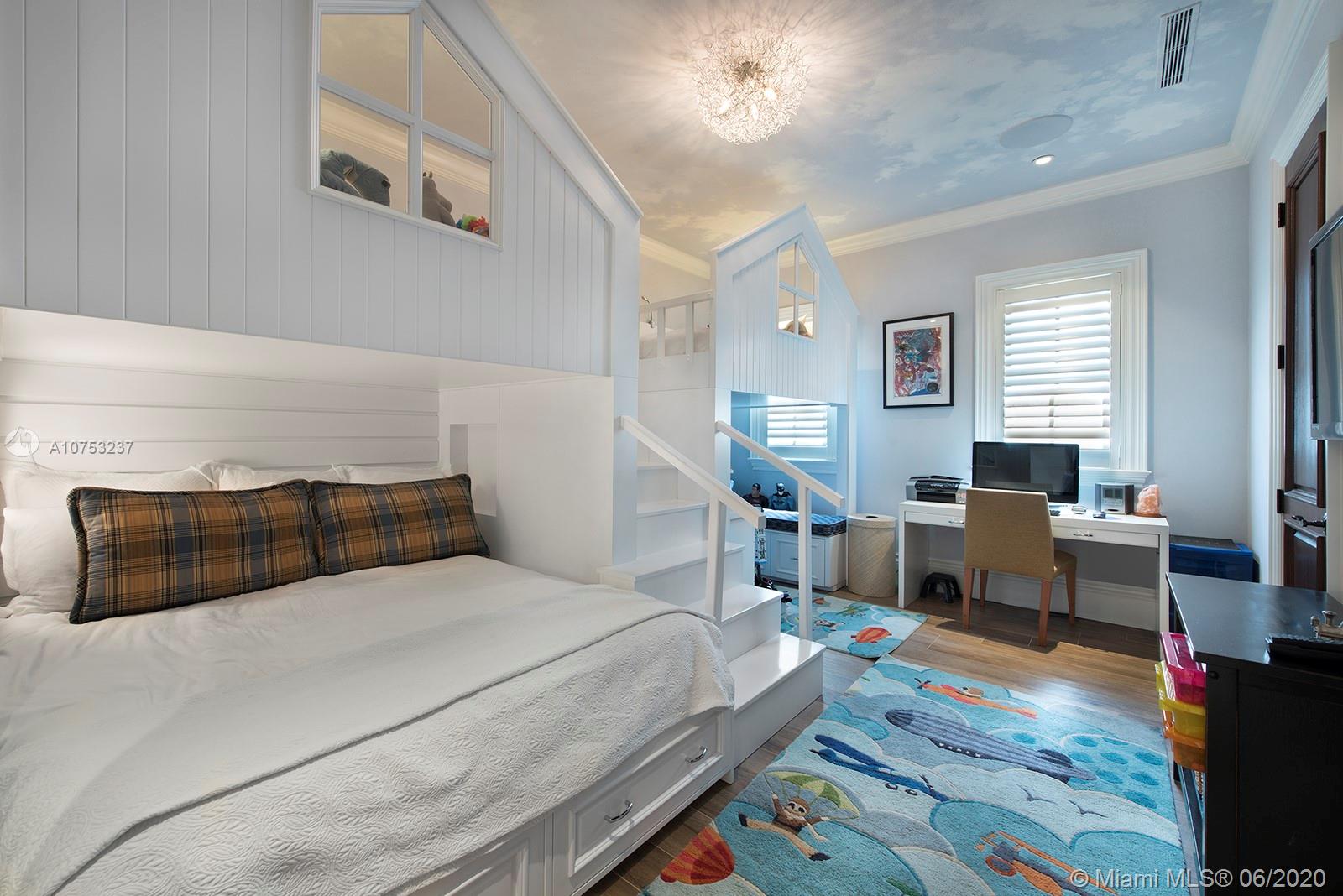 ALTOS DEL MAR NO 1 - Residential