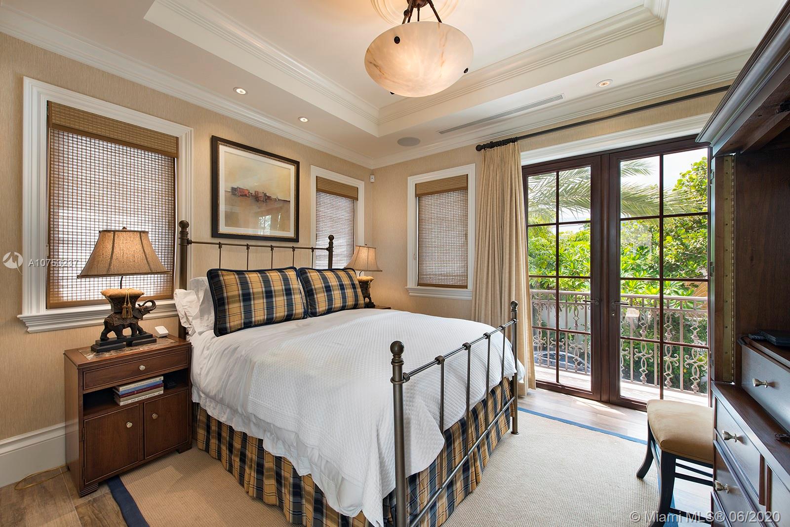 ALTOS DEL MAR NO 1 - Residential