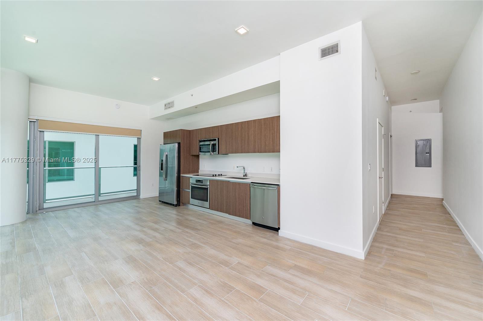 LE PARC AT BRICKELL CONDO - Residential Lease