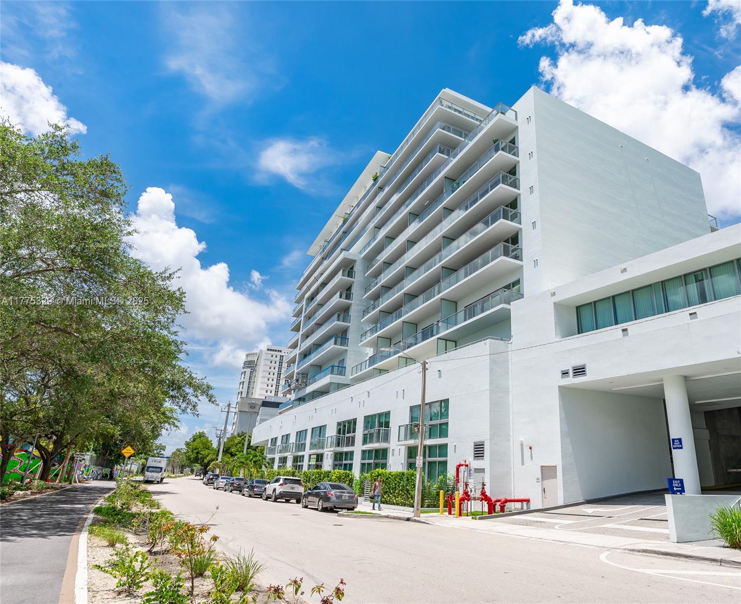 LE PARC AT BRICKELL CONDO - Residential Lease