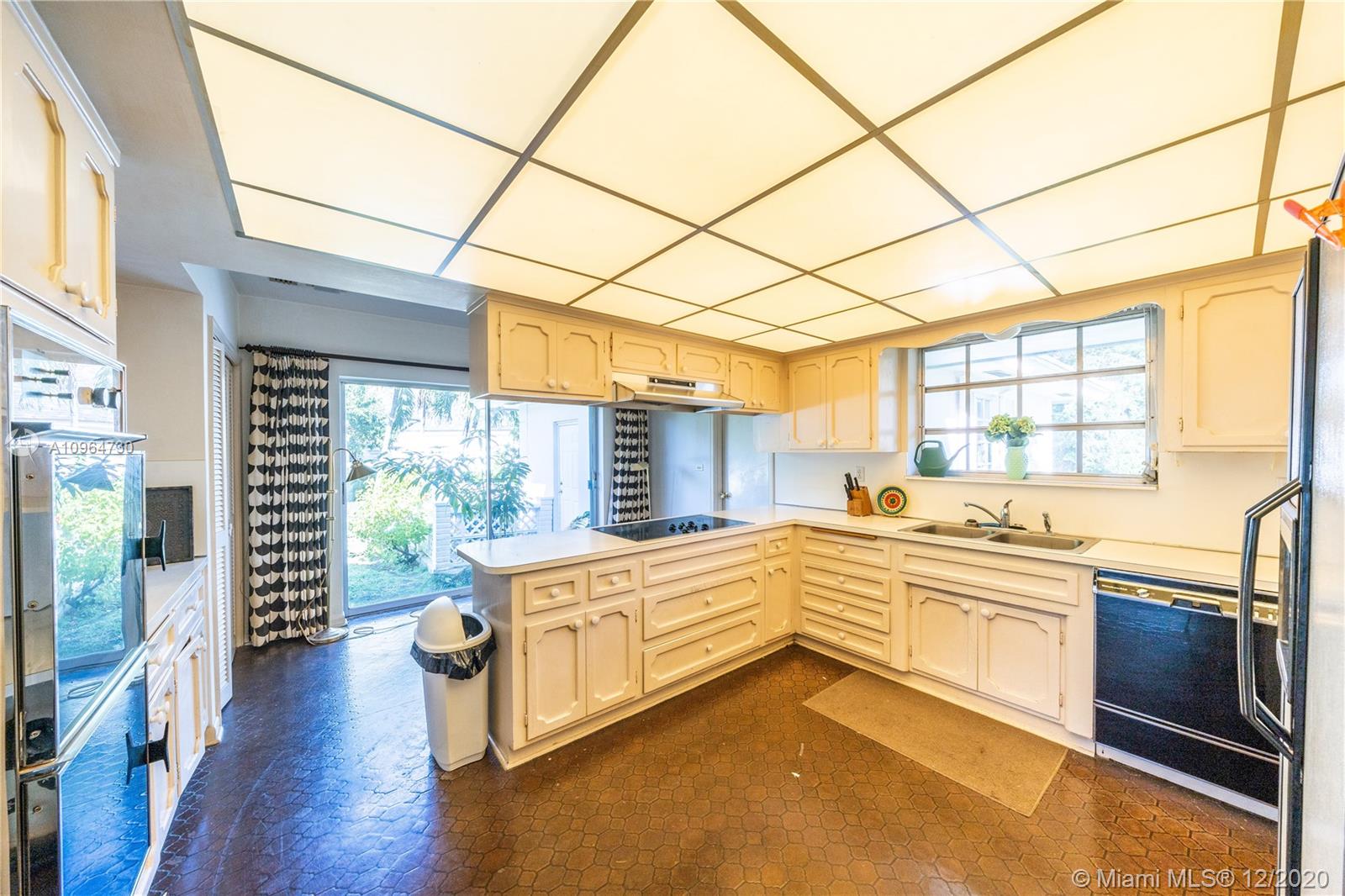 OLD CUTLER BAY SEC 3 - Residential