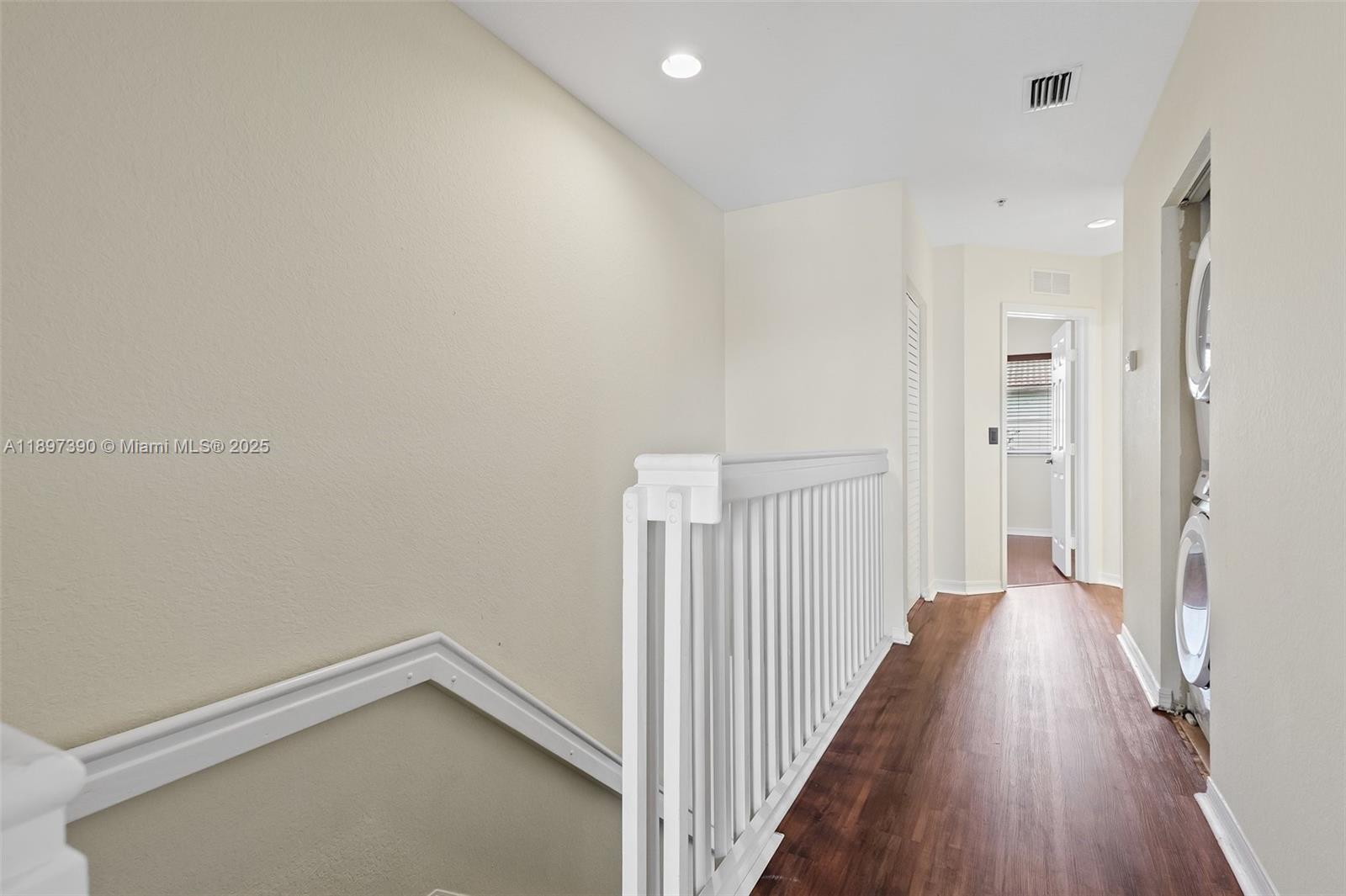 BOARDWALK AT VIZCAYA COND - Residential