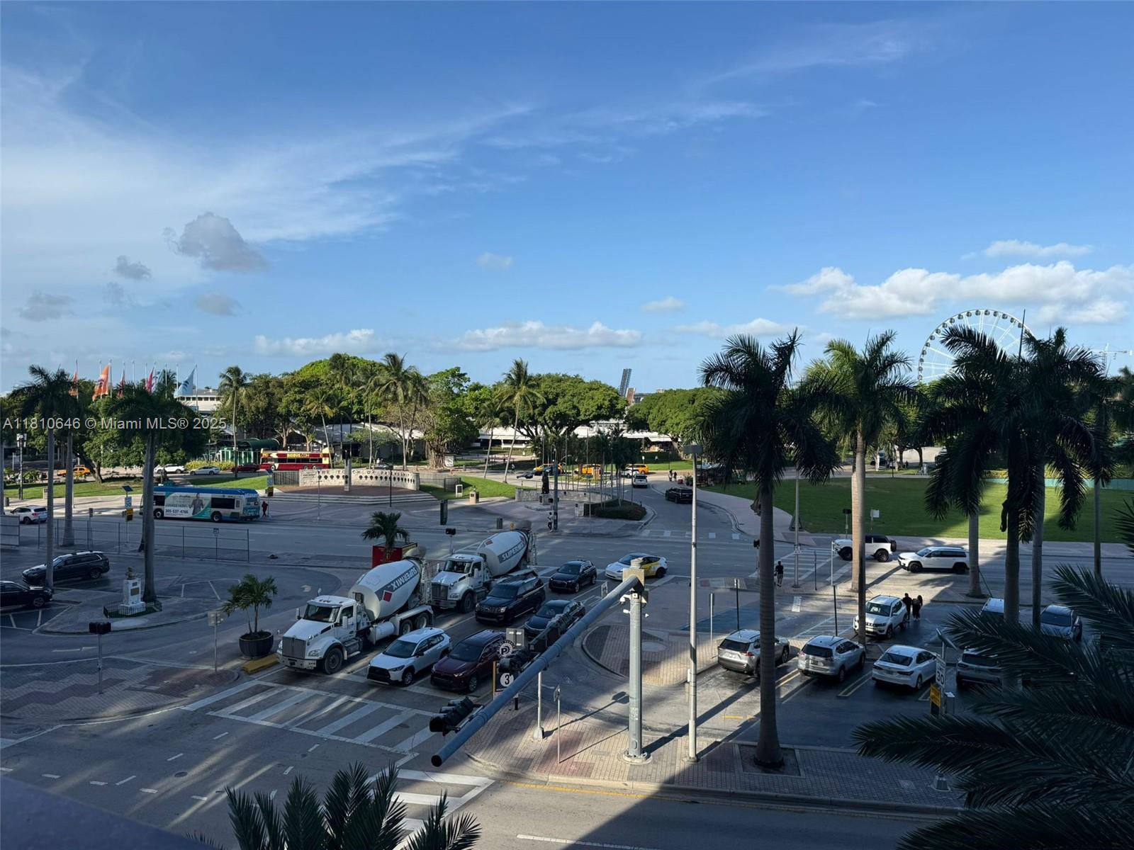 VIZCAYNE NORTH CONDO - Residential Lease