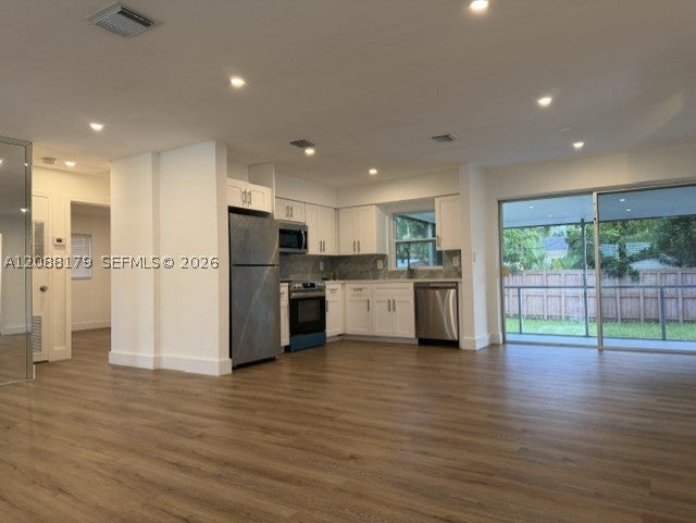 Photo of 3034 Arthur St, Hollywood, FL 33021 (MLS # A12088179)