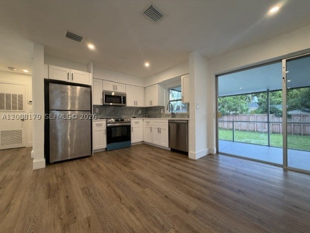 Photo of 3034 Arthur St, Hollywood, FL 33021 (MLS # A12088179)