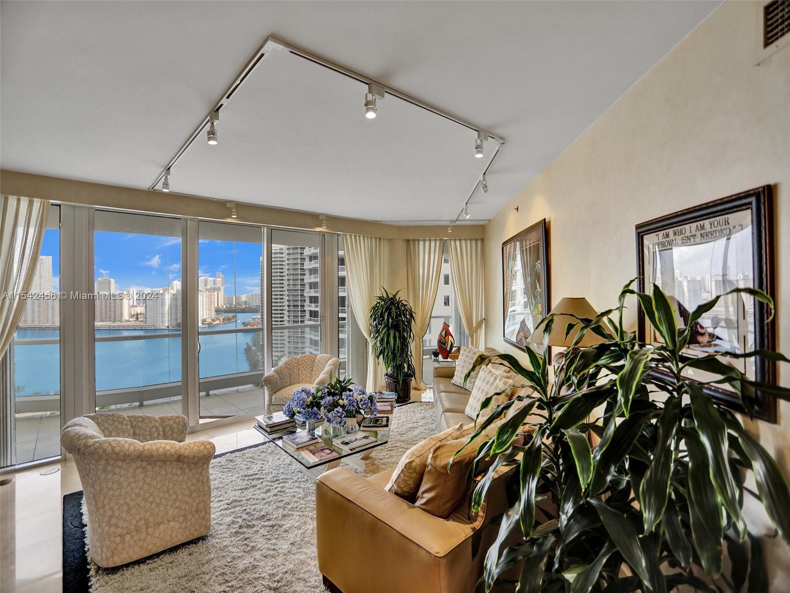 7000 ISL BLVD WILLIAMS IS - Residential