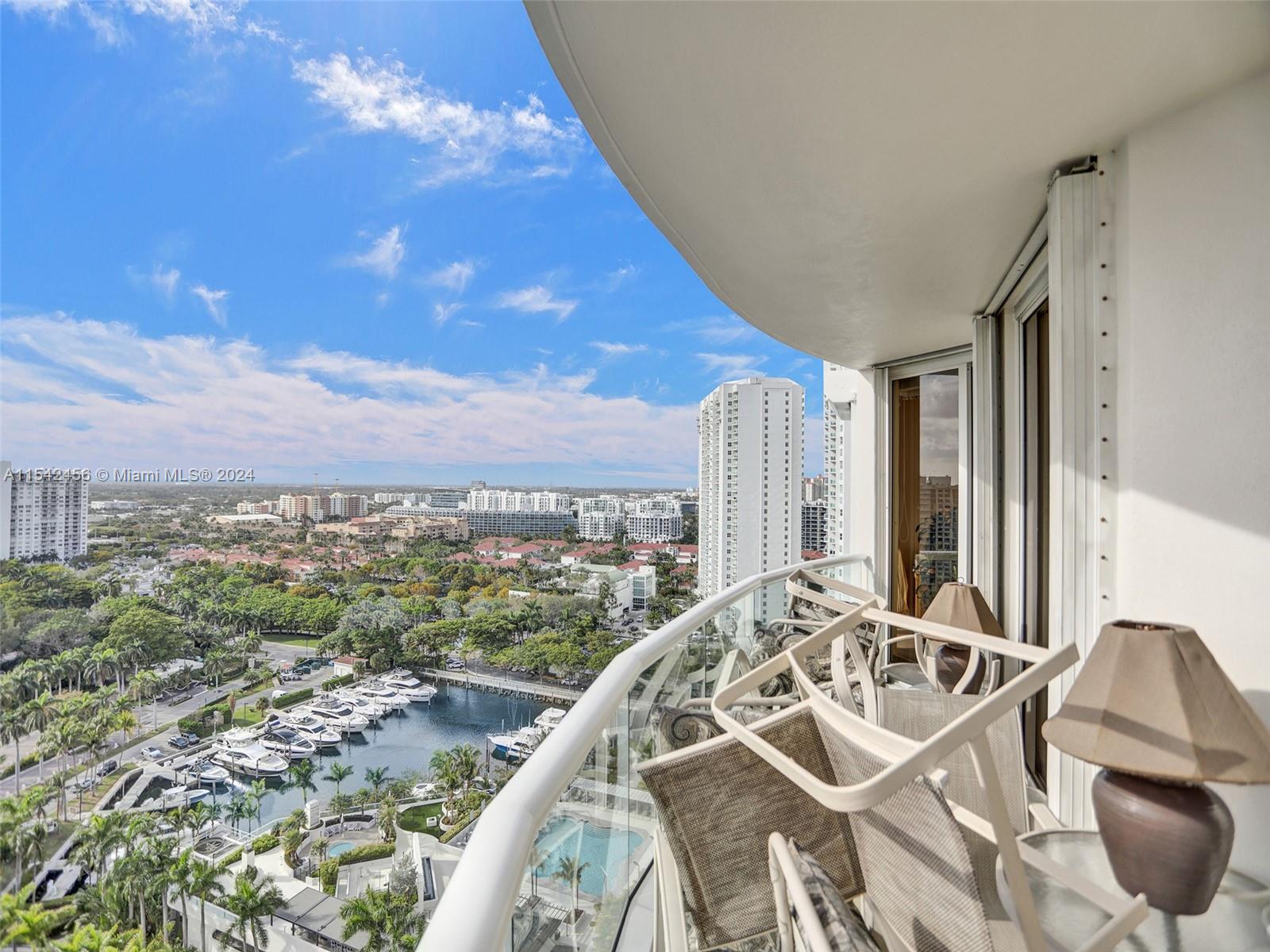 7000 ISL BLVD WILLIAMS IS - Residential