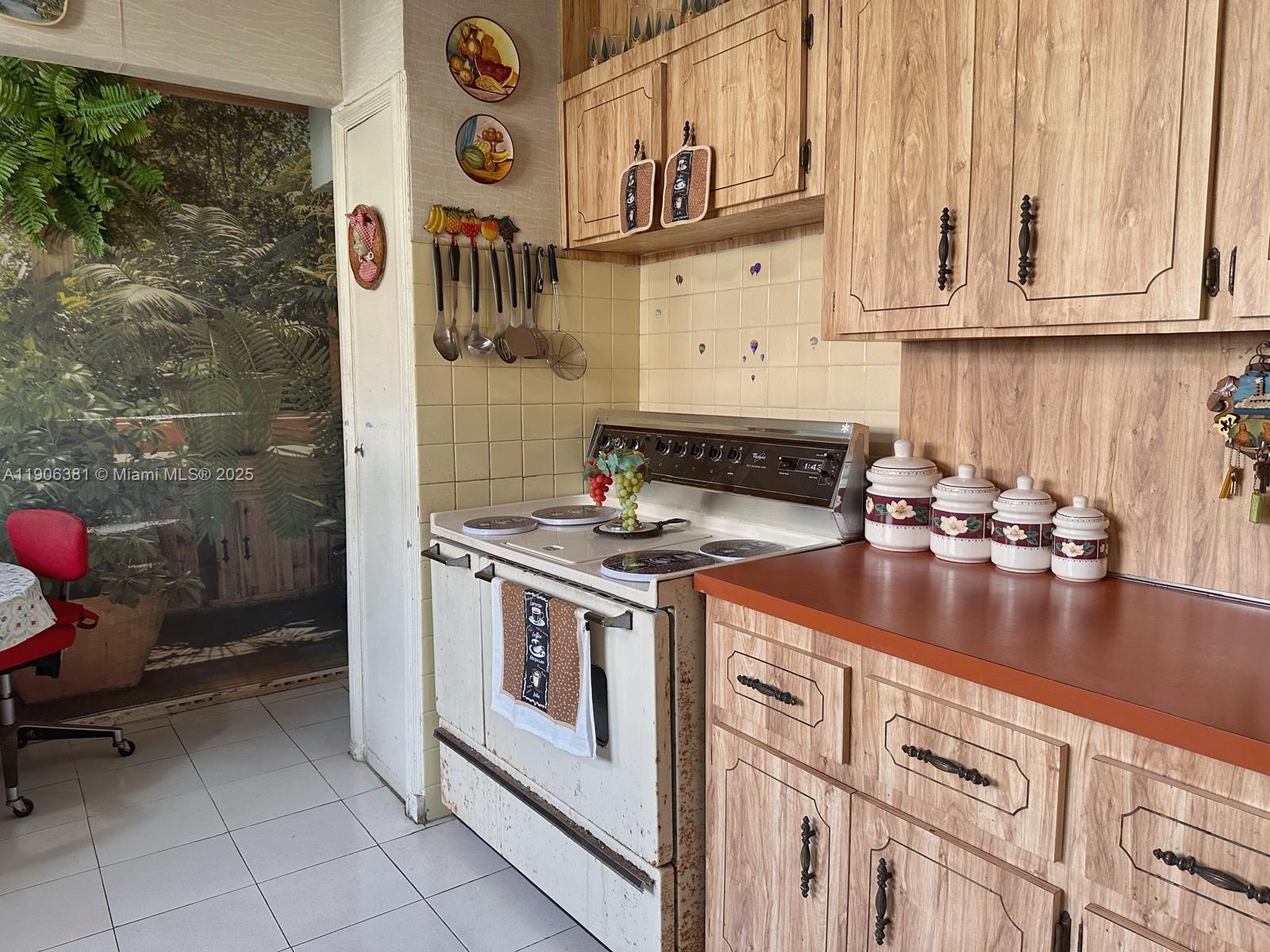 OCEAN BEACH ADDN NO 3 - Residential