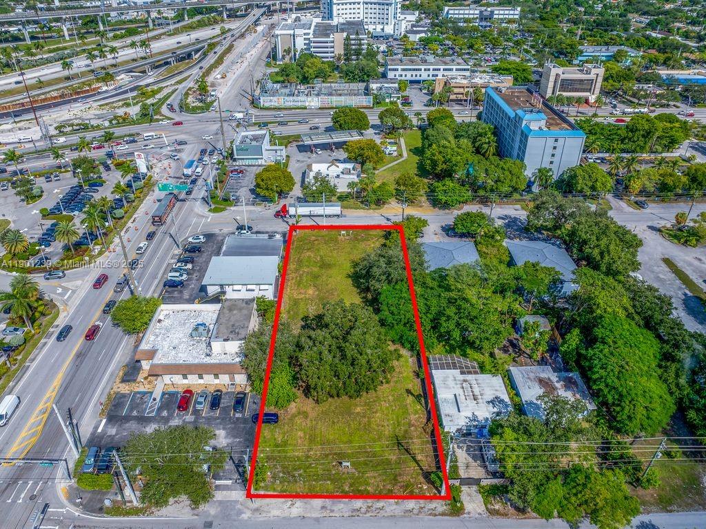 137 NW 165th St