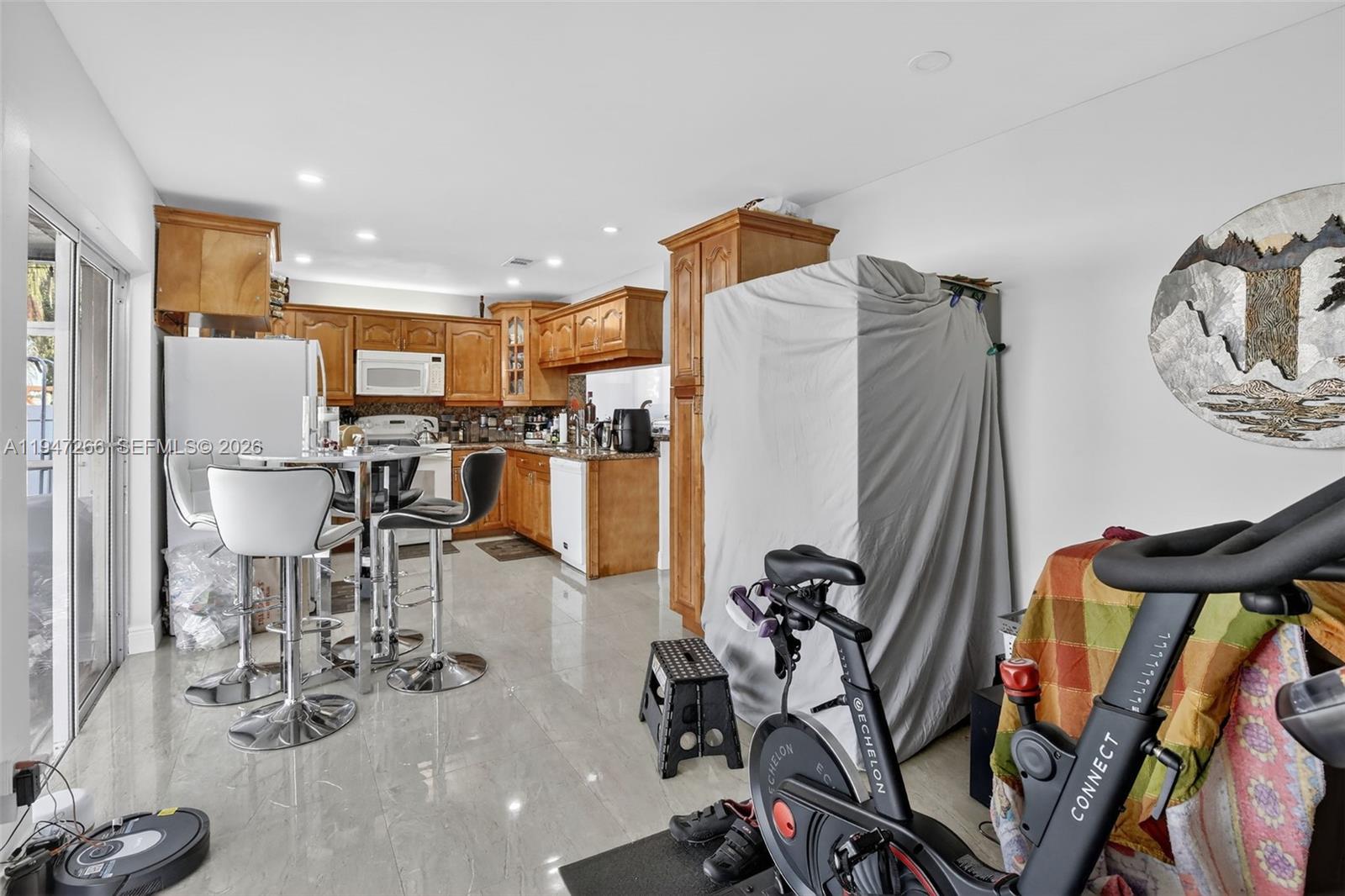 PEMBROKE LAKES SECTION EI - Residential