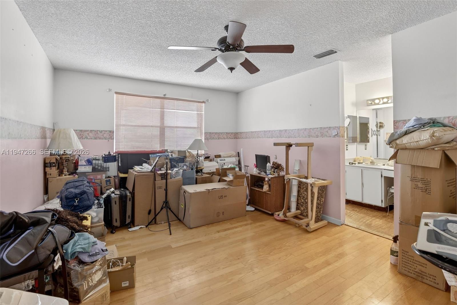 PEMBROKE LAKES SECTION EI - Residential