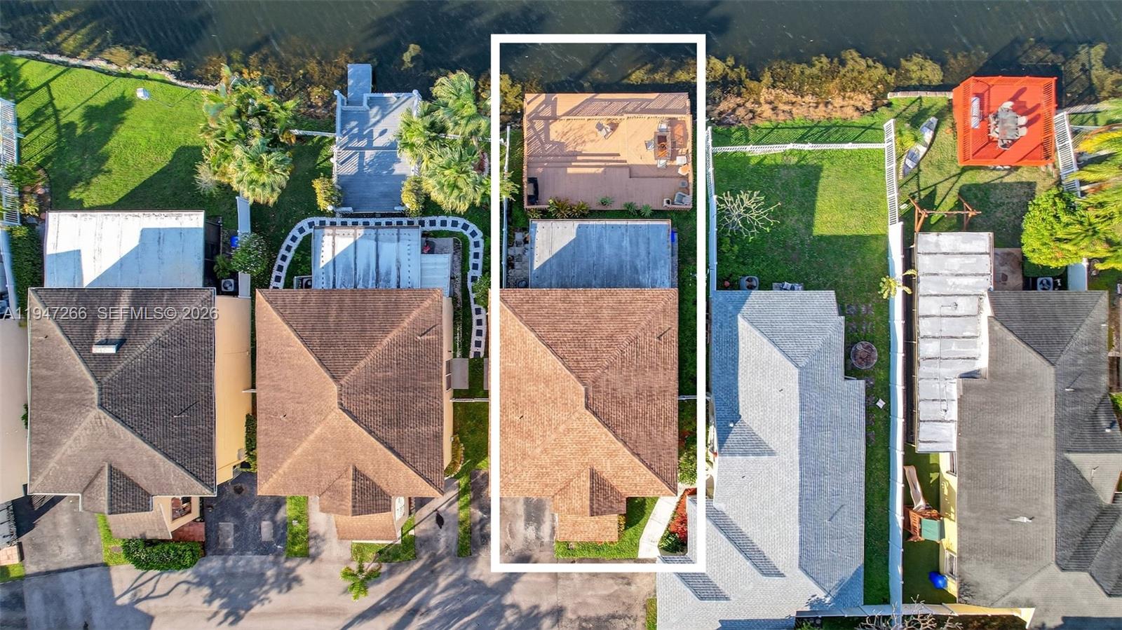 PEMBROKE LAKES SECTION EI - Residential