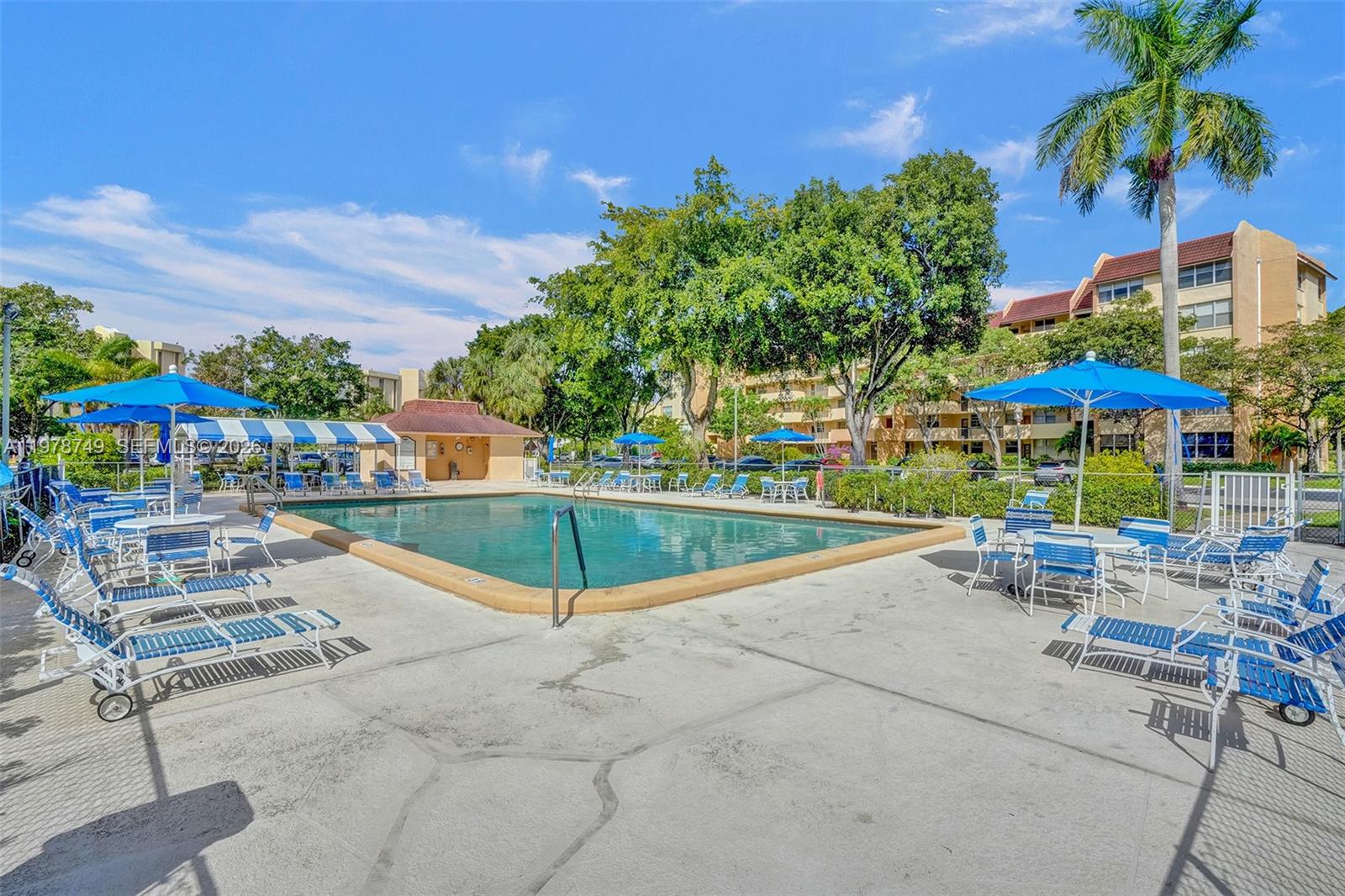 CONDOMINIUM 1 OF ENVIRON - Residential