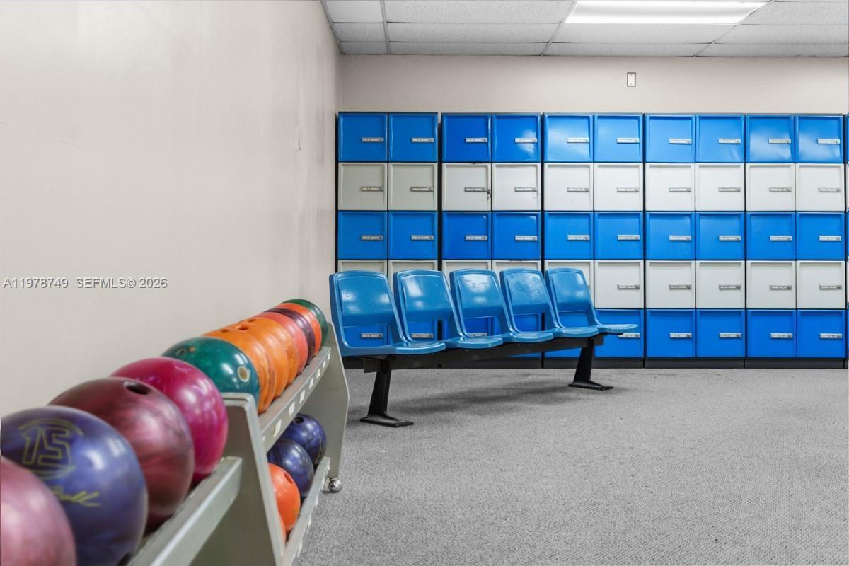 CONDOMINIUM 1 OF ENVIRON - Residential