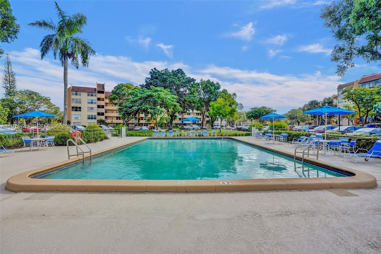 CONDOMINIUM 1 OF ENVIRON - Residential