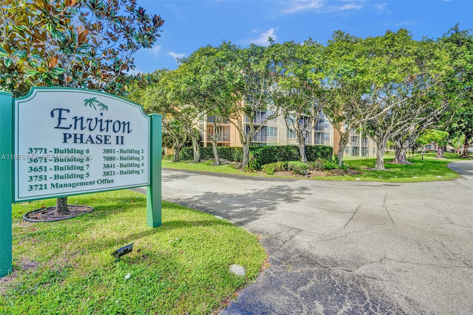 CONDOMINIUM 1 OF ENVIRON - Residential