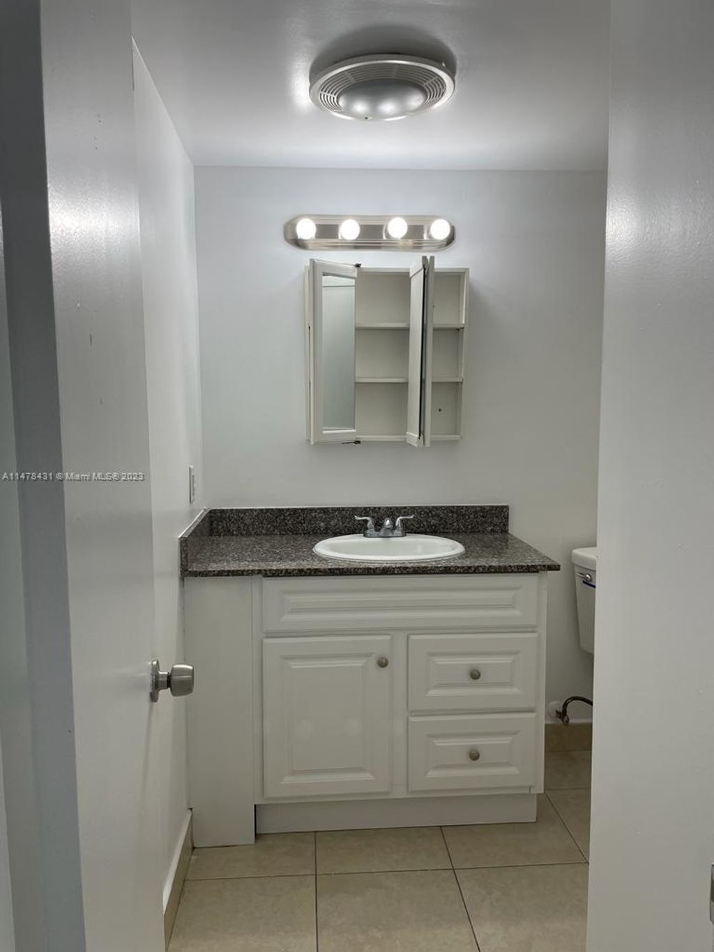 Photo of 1916 SW 11th St #1, Fort Lauderdale, FL 33312 (MLS # A11478431)