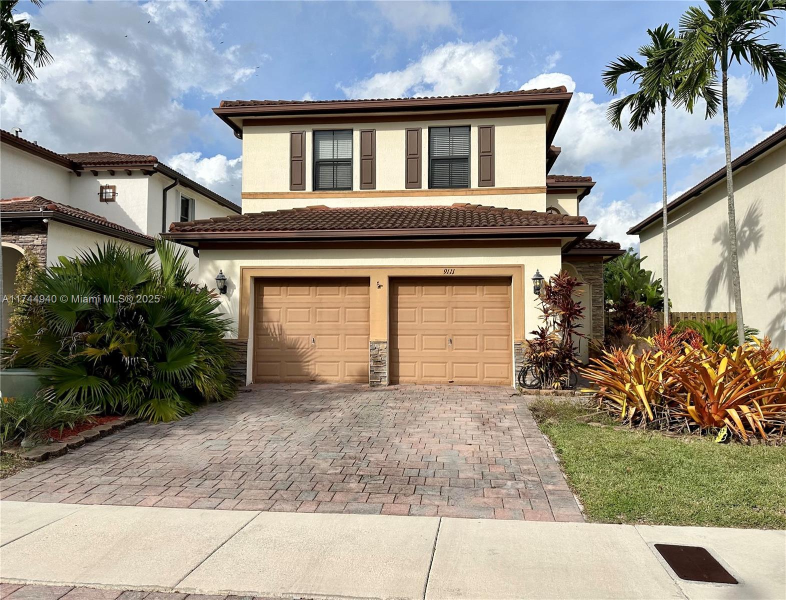Property for Sale at 9111 Sw 227th Ter, Cutler Bay, Miami-Dade County, Florida - Bedrooms: 3 
Bathrooms: 3  - $569,000