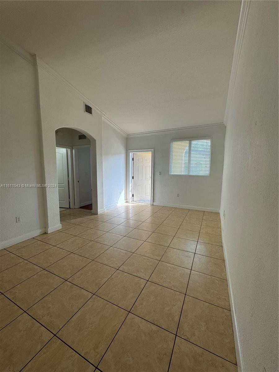 Property for Sale at 1651 Se 28th Ct 205, Homestead, Miami-Dade County, Florida - Bedrooms: 3 
Bathrooms: 2  - $245,000