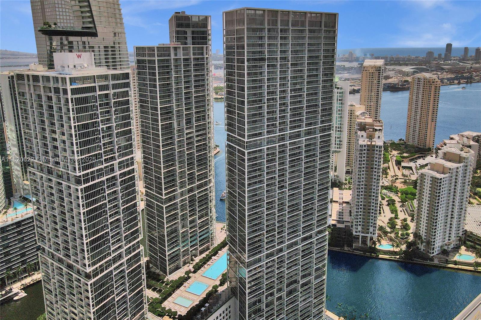 ICON BRICKELL CONDO NO 3 - Residential