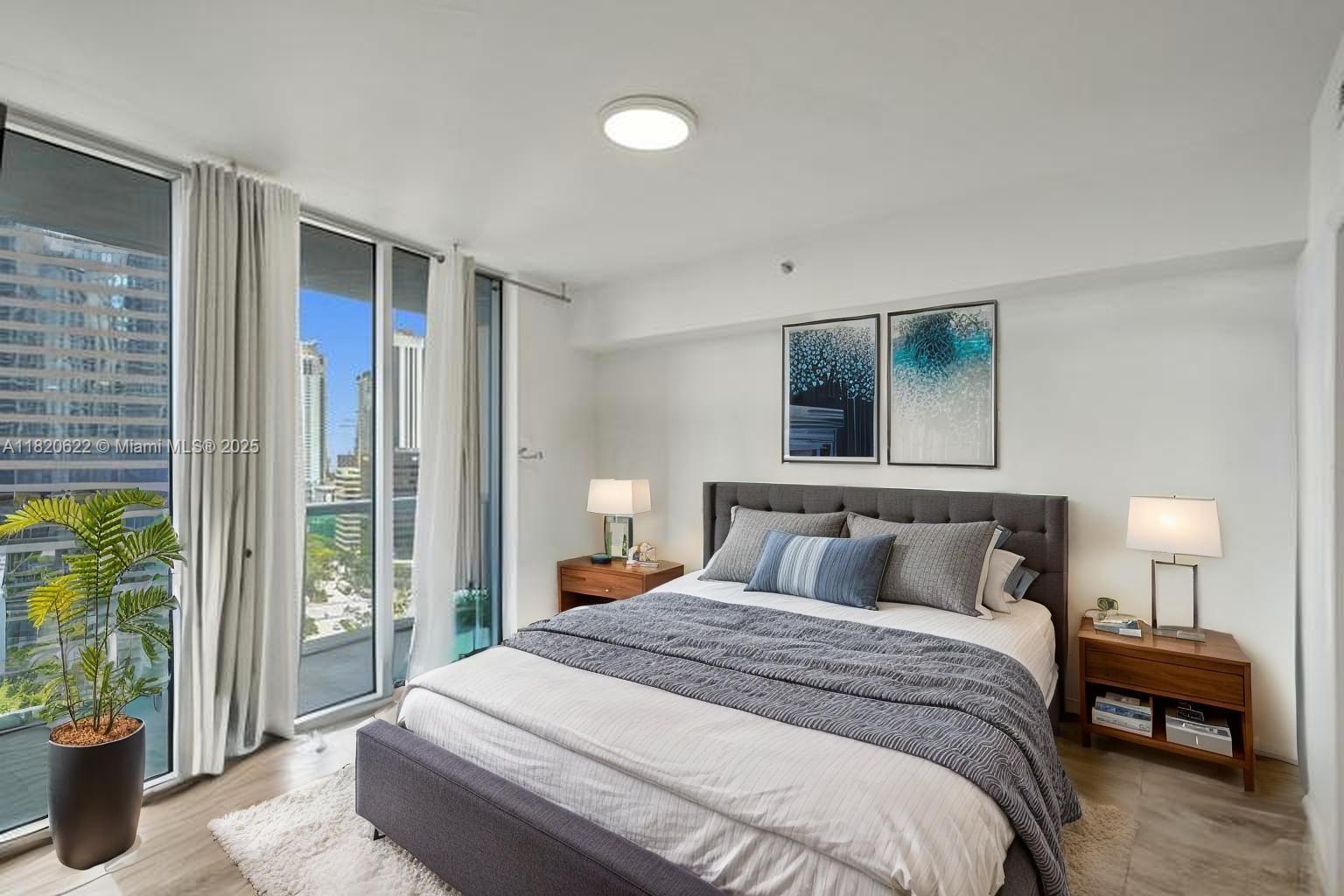 ICON BRICKELL CONDO NO 3 - Residential