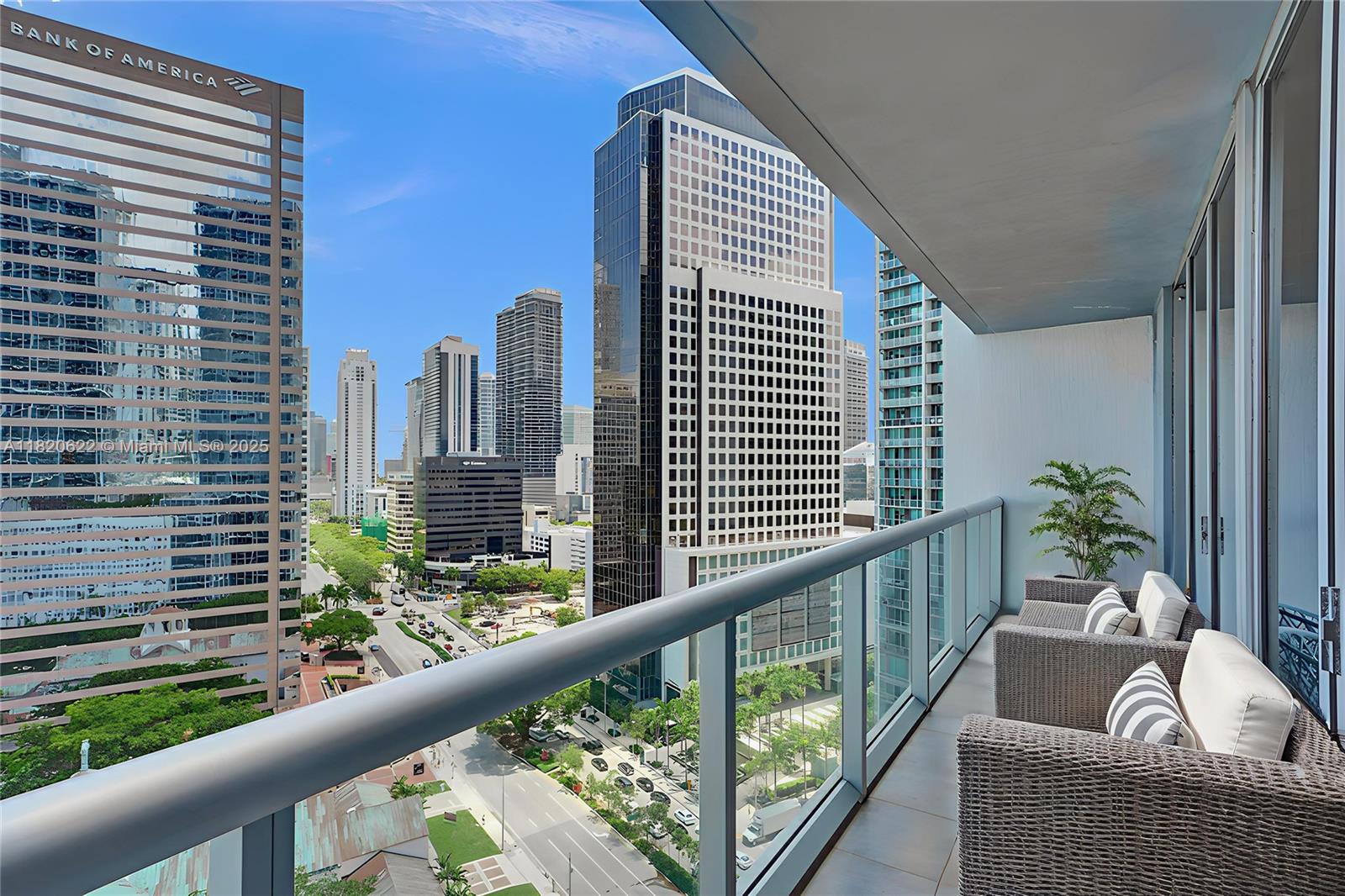 ICON BRICKELL CONDO NO 3 - Residential