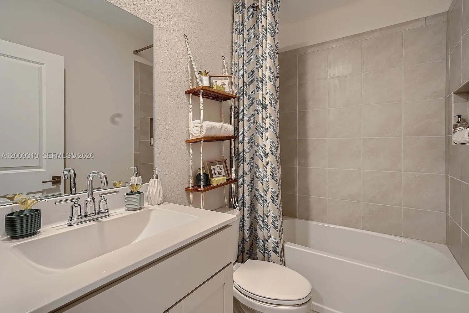 CEDAR AT KEYS GATE - Residential