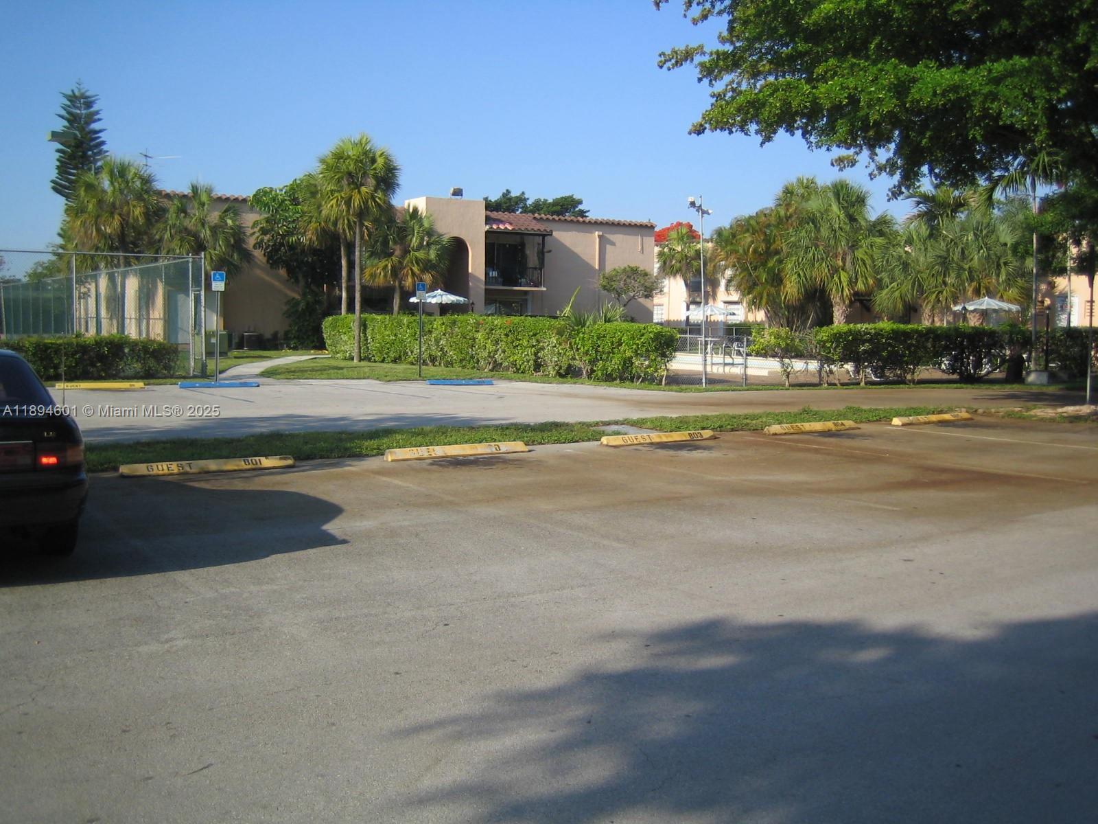 SPANISH TRACE CONDO - Residential Lease