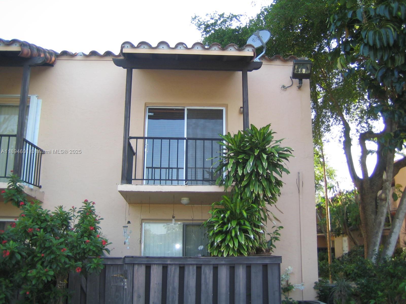 SPANISH TRACE CONDO - Residential Lease