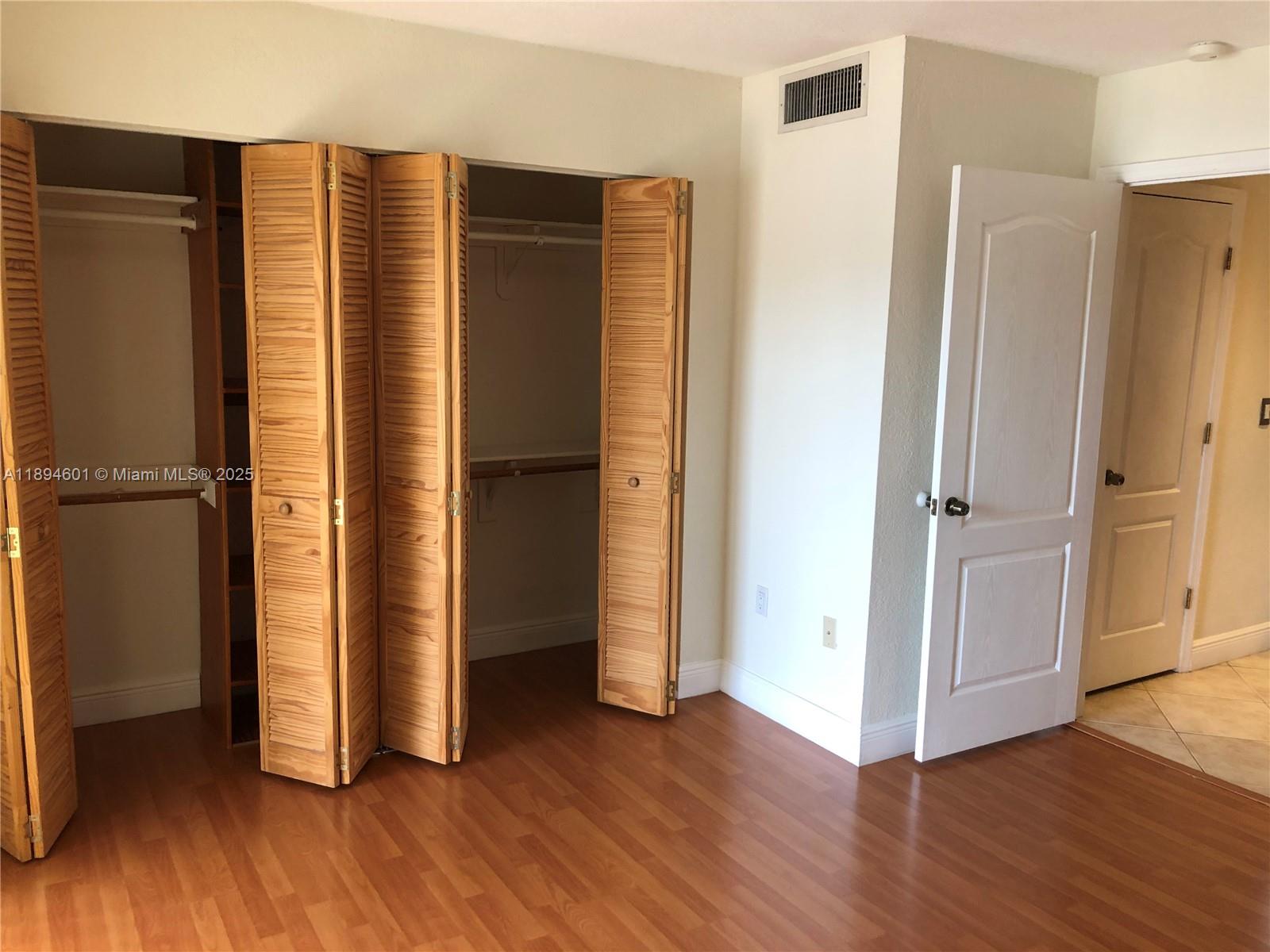 SPANISH TRACE CONDO - Residential Lease