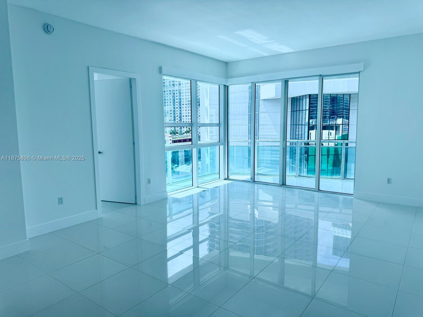 Experience luxury living at The Plaza on Brickell with this 2 bed, 2.5 bath condo featuring sweeping city & bay views. Located on the 10th floor, enjoy direct access to the amenity level with pool, gym, and more. Sleek finishes, modern layout, and abundant natural light create an inviting space. Easy to show. Just steps from Brickell City Centre, top dining, and nightlife—this residence blends style, convenience, and lifestyle in the heart of Miami.