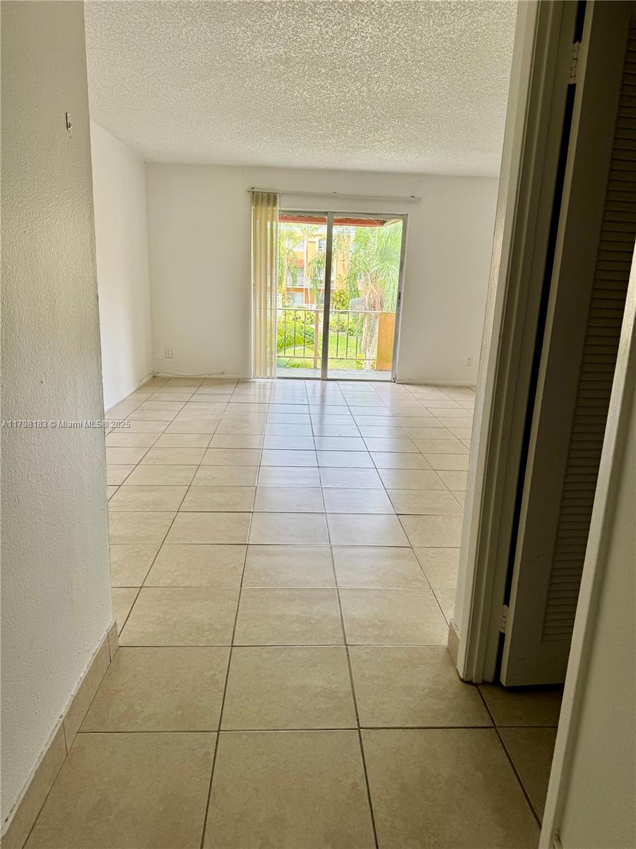 18111 NW 68th Ave I202