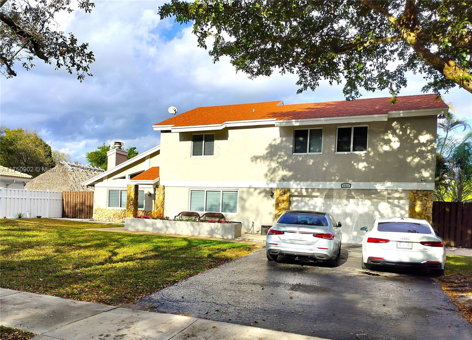 3511 Bark Way