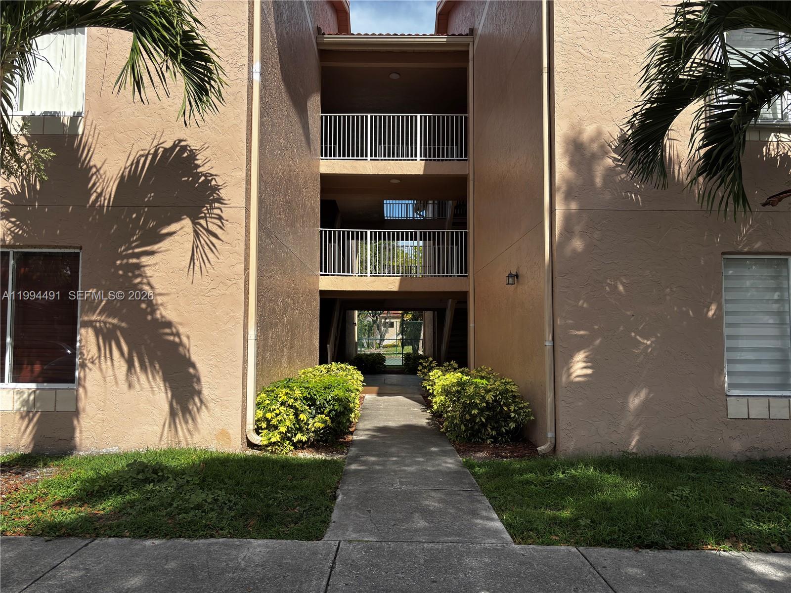 ROYAL PALM PLACE - Residential Lease