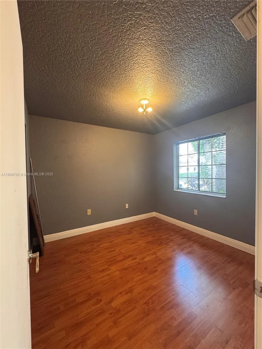 Miami, Florida 33177, United States, 4 Bedrooms Bedrooms, ,2 BathroomsBathrooms,Residential,Active,240830