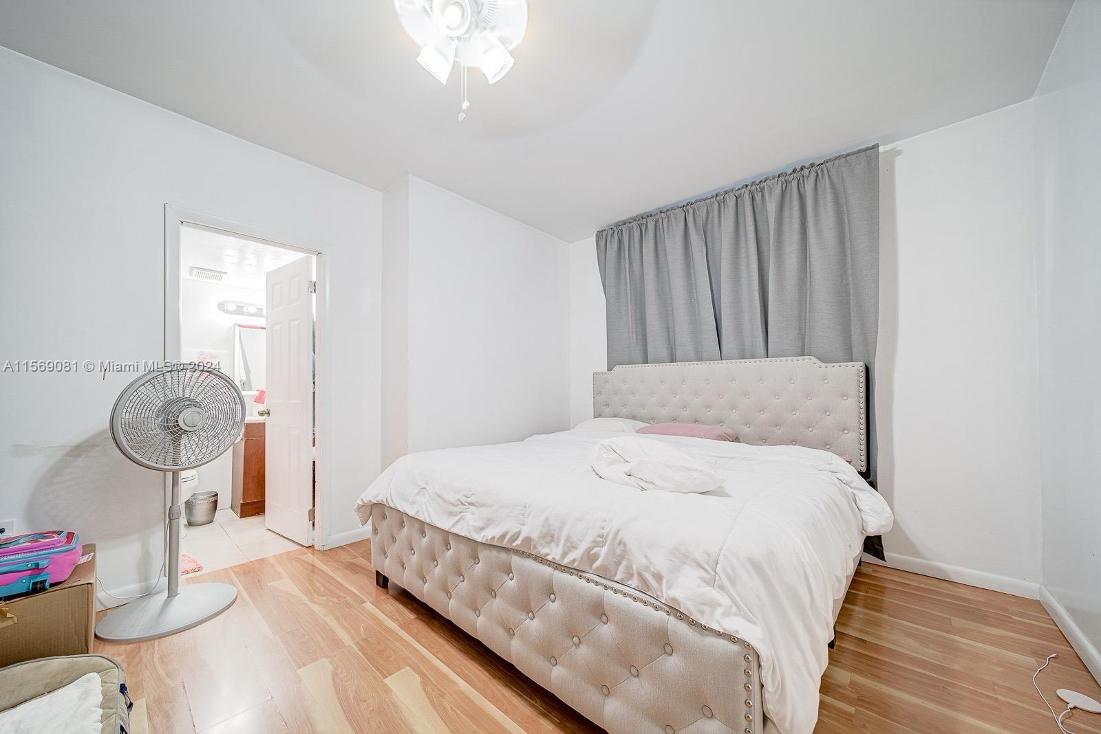 LAWRENCE ESTATE LAND CO - Residential