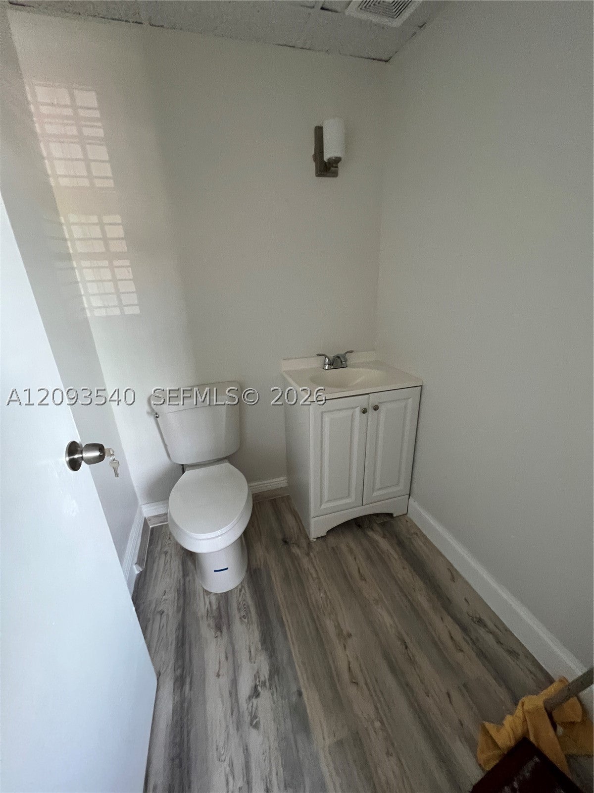 10527 SW 40th St FOR OFFICE ONLY