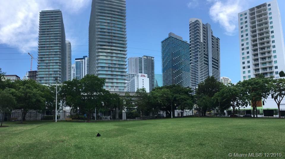 THE AXIS ON BRICKELL COND - Residential Lease