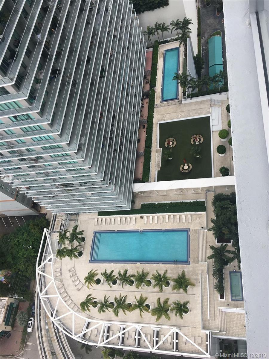 THE AXIS ON BRICKELL COND - Residential Lease
