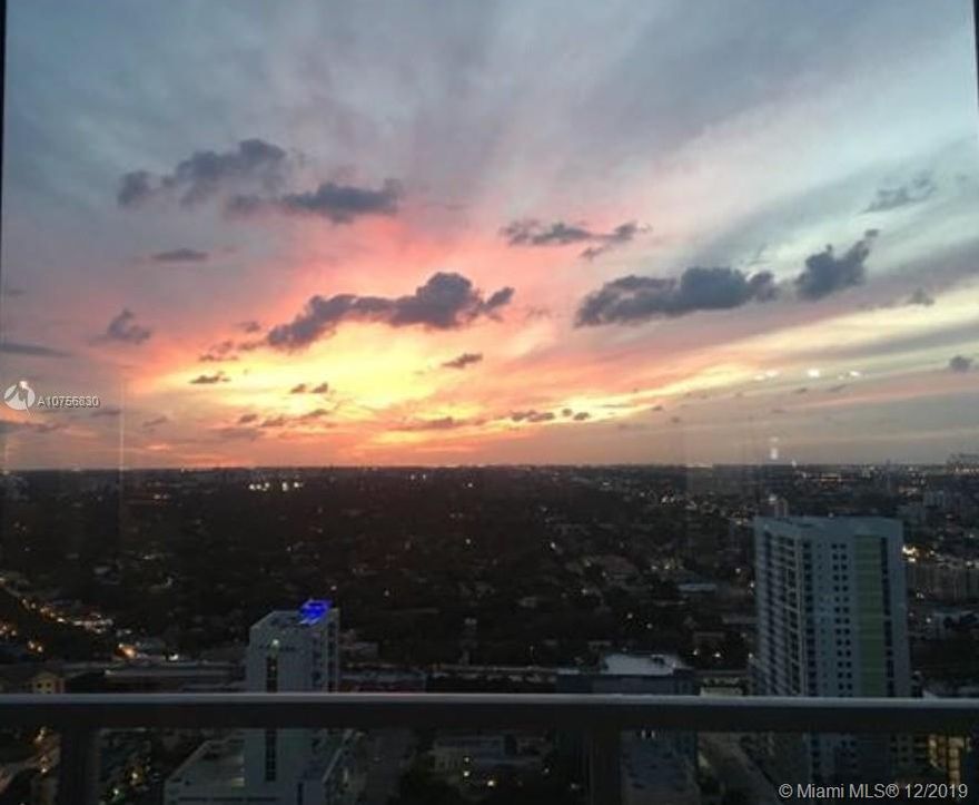 SPACIOUS CORNER Condo w/Wrap-around balcony and extraordinary VIEWS in the heart of Miami!!! Unobstructed Views of Biscayne Bay, Brickell/Downtown, Sunset, and pool area! Live true City Life all around you: Great Restaurants; financial district; Shopping-Brickell City Center Mall/Mary Brickell Village, 3 Supermarkets, and plenty of bars and entertainment steps away. Across the street from MetroMover, Metro Rail, Trolley and Bus making it easy to navigate the surrounding areas. The unit can be rented Seasonally or annually. 15 minutes to Airport, Miami Beach, Coconut Grove.